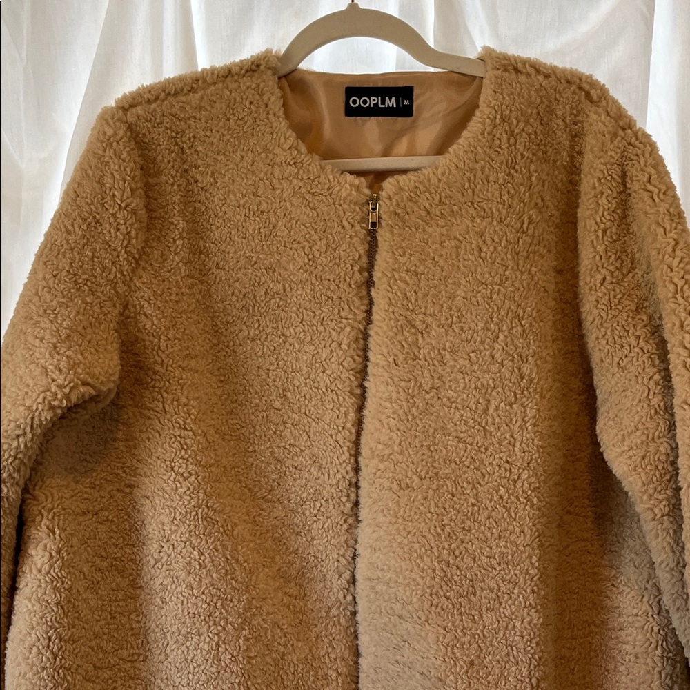 OOMPLM Women’s Tan Sherpa Jacket size M